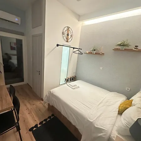 Aristotelous Mini Apartment *